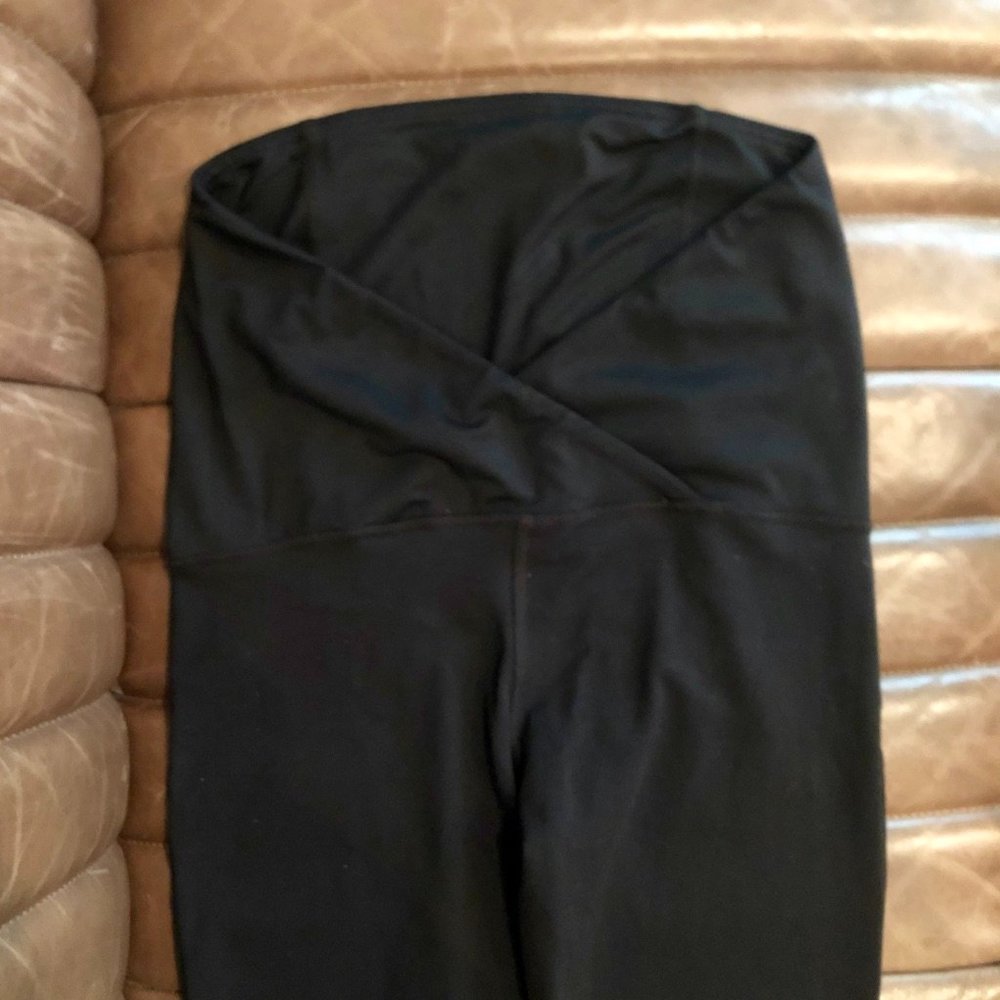 Maternity Workout Legging With Crossover Panel - image 7